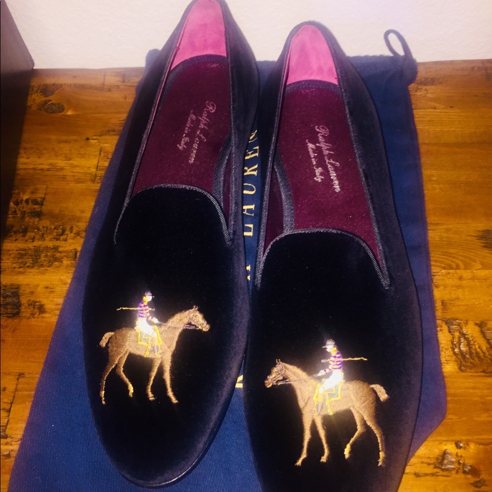 ****SOLD***Men’s Ralph Lauren Cigar Slippers